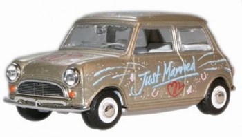 Mini cooper Just Married  Pas getouwd  1/43