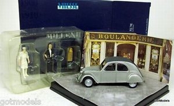 Citroen 2 CV 1948 Millenium + figures figuur  1/43