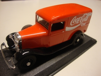 Ford V8 Delvery Coca Cola   1/43
