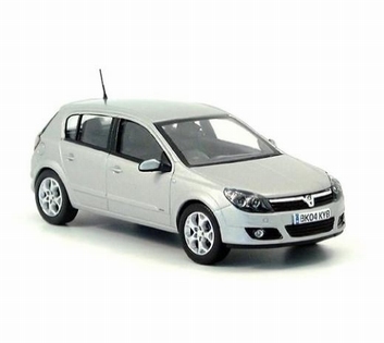 Vauxhall Opel Astra silver  Zilver  1/43