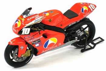 Yamaha YZR 500 Jose-Luis Cardoso moto GP 2001  1/12