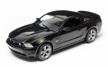 Ford Mustang GT 2010  Zwart  Black  1/18