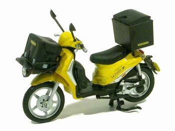 Cyclomoteur Piaggio Liberty 125 cc 2005 Geel Yellow La Poste  1/18