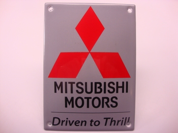 Mitsubishi Motors Driven to Thrill 10 x14 cm Emaille