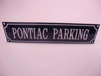 Pontiac Parking 8 x 33 cm Emaille