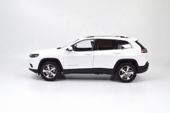 Jeep Cherokee Limited  4 x 4 Wit - White   1/18