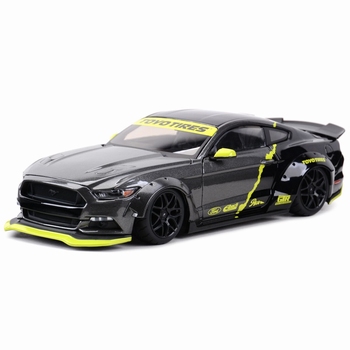 Ford Mustang GT 2015 Design Toyo Tires  1/18