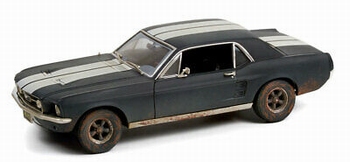 Ford Mustang Coupe 1967 CREED II Dirt edition  1/18