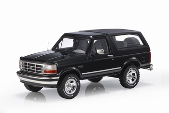 Ford Bronco 1992 Zwart - Black  1/18
