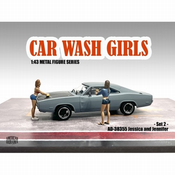 Car wash girls Jessica & Jennifer 2 Figures  1/43