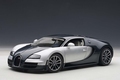 Bugatti Veyron 16,4 super sport Donker blauw / zilver deuren 1/18