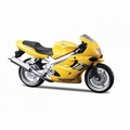 Triumph TT 600 Geel  Yellow 1/18