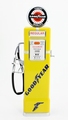 Good Year Benzine pomp Gas pump  Geel/blauw Yellow/ blue 1/8